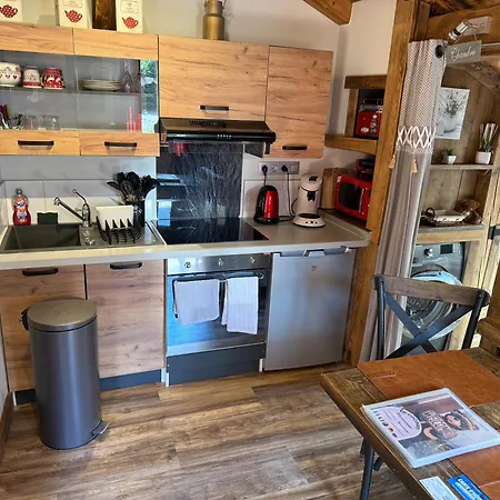 Апартаменты Le Cocoon De Sarah